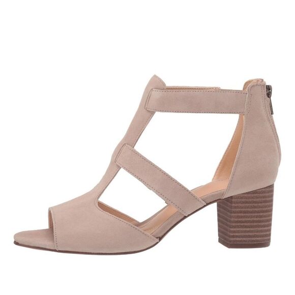 Clarks Deloria Fae (Sand Suede) Gladiator Sandal size 6 - Picture 1 of 7